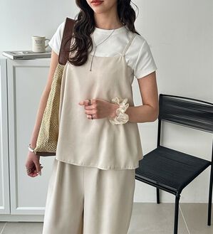 GeeRA（ジーラ）の「セットアップ風キャミソールサロペット（オールインワン）」｜ライトベージュ