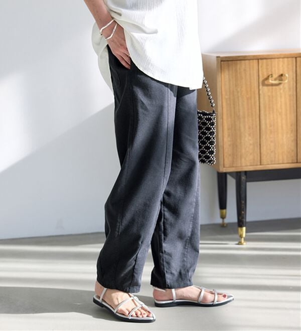 BELLUNA（ベルーナ）の「レーヨン麻入りゆったりワイドパンツ（フルレングスパンツ）」｜詳細画像