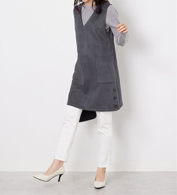 BELLUNA（ベルーナ）の「スエード調サイドボタンジャンパードレス（ジャンパースカート）」｜詳細画像