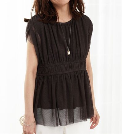 BELLUNA（ベルーナ）の「チュール使いギャザーデザインブラウス（ブラウス）」