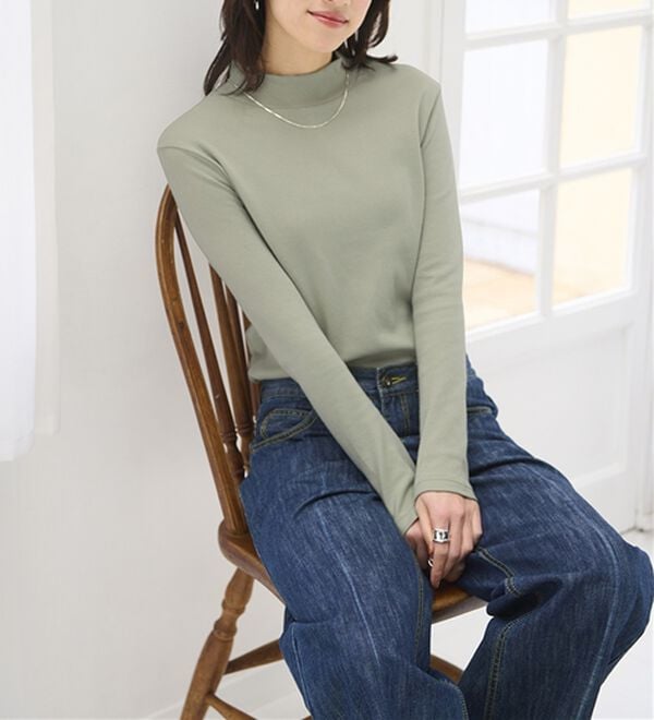 BELLUNA（ベルーナ）の「【選べる衿】肌に優しい綿１００％暖か発熱素材プルオーバー＜ベルホット　コットン＞（カットソー）」｜詳細画像