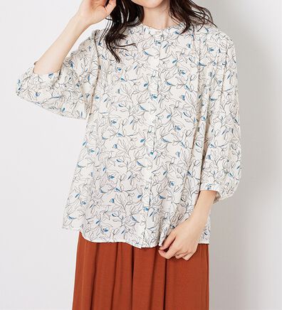 BELLUNA（ベルーナ）の「花柄プリントギャザー使いブラウス（ブラウス）」
