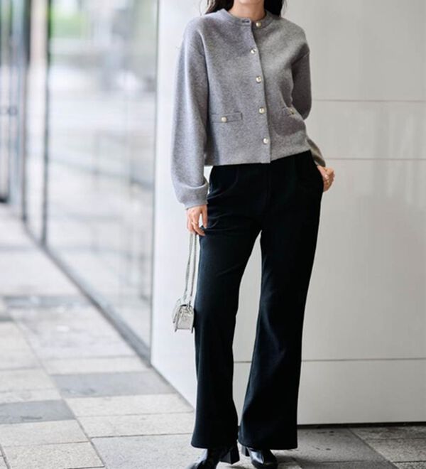 RANAN（ラナン）の「【4つの機能付き】洗える！ゴールド調ボタンニットカーディガン（ニットカーディガン）」｜詳細画像