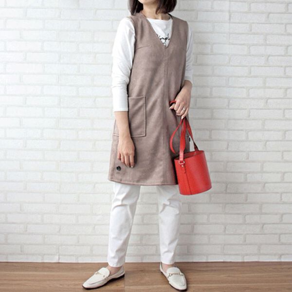 BELLUNA（ベルーナ）の「スエード調素材ボタン使いジャンパードレス（チュニック）」｜詳細画像