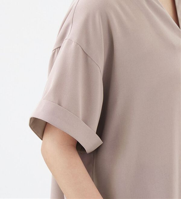 alotta（アロッタ）の「スキッパーとろみブラウスチュニック（ブラウス）」｜詳細画像