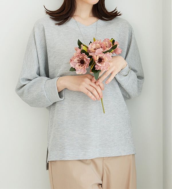 BELLUNA（ベルーナ）の「【2点セット】ネックレス付ラメ調ドルマンプルオーバー（カットソー）」｜詳細画像