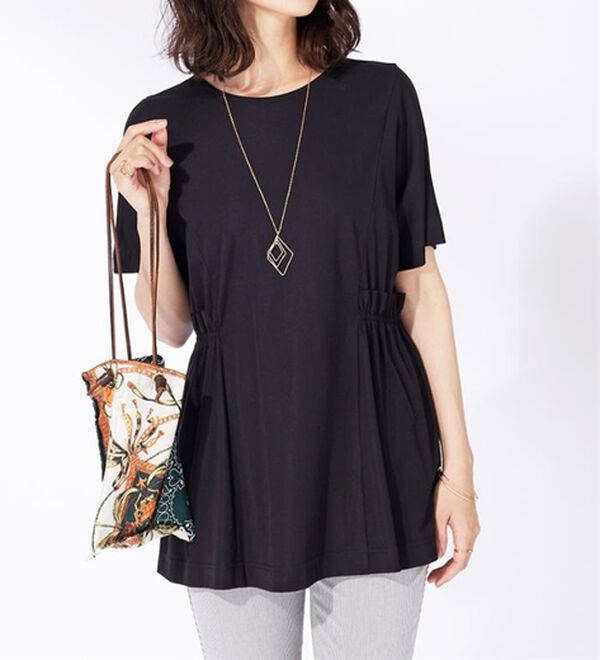 BELLUNA（ベルーナ）の「サイドギャザー使い細見えチュニック（チュニック）」｜詳細画像