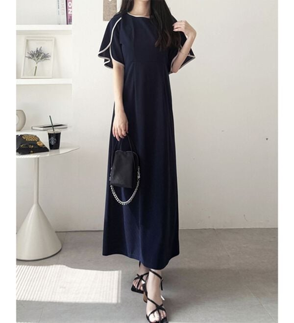 GeeRA（ジーラ）の「スリット入りフレアースリーブワンピース（その他ワンピース）」｜詳細画像