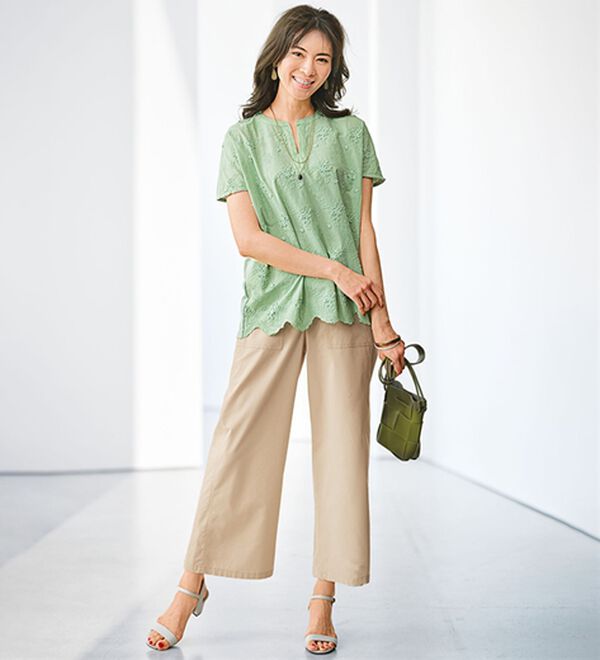 BELLUNA（ベルーナ）の「モチーフレース使いスキッパーＴブラウス（ブラウス）」｜詳細画像