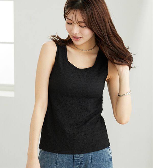 BELLUNA（ベルーナ）の「ジャカード素材カップ付タンクトップ（タンクトップ・キャミソール）」｜詳細画像