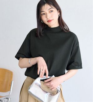 BELLUNA（ベルーナ）の「小顔見せ！ヒンヤリハイネックオーバーサイズＴシャツ（Tシャツ）」｜黒