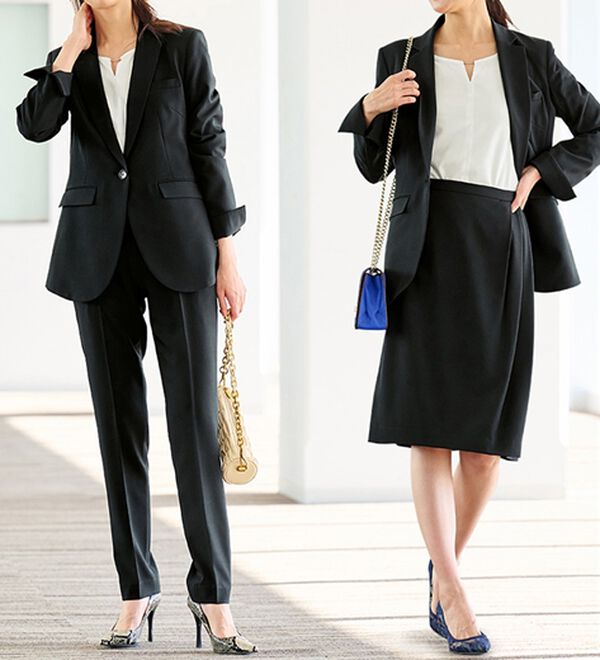 RANAN（ラナン）の「【4点セット】洗える！らくに伸びる！防シワ多機能キャリアスーツ（その他スーツ）」｜ブラック無地