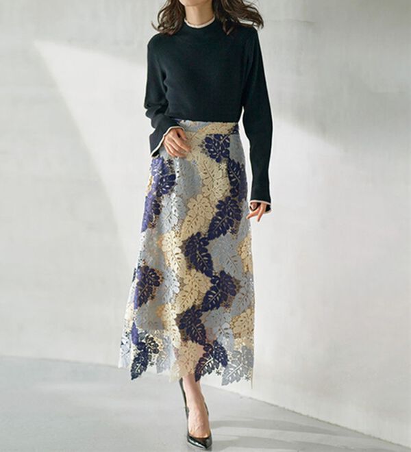 RANAN（ラナン）の「配色使いフレアー袖プチハイネックリブニット（ニット・セーター）」｜詳細画像