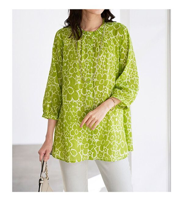 BELLUNA（ベルーナ）の「ナチュラル柄プリントブラウス（チュニック）」｜詳細画像