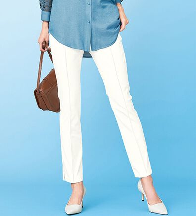 VINNO（ヴィノ）の「＜日本製＞クレンゼ（Ｒ）使用・ピンタックテーパードパンツ（テーパードパンツ）」