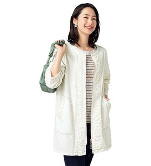 ルフラン（ルフラン）の「ギャザー使いデニムコート（ハーフコート）」｜アイボリー(コート丈)
