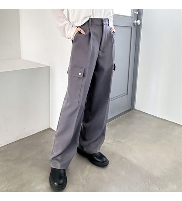 GeeRA（ジーラ）の「タックワイドストレートカーゴパンツ（フルレングスパンツ）」｜詳細画像