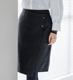 RANAN（ラナン）の「ウールライク素材ミディ丈スカート（ひざ丈スカート）」｜杢チャコール