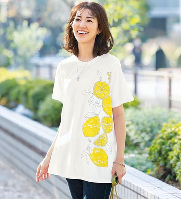 BELLUNA（ベルーナ）の「ひんやリッチコットン大人のおしゃれプリントチュニック（チュニック）」｜レモン