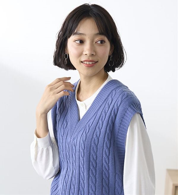 BELLUNA（ベルーナ）の「ニットベストアンサンブル（ベスト）」｜詳細画像