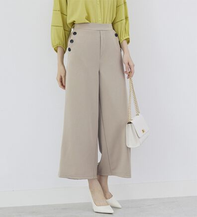 BELLUNA（ベルーナ）の「ジョーゼット素材釦使いワイドパンツ（その他パンツ）」