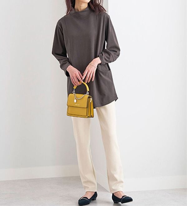 BELLUNA（ベルーナ）の「裏ベロアストレッチ素材レギンスパンツ（フルレングスパンツ）」｜詳細画像