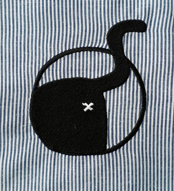 BELLUNA（ベルーナ）の「多ボタン使いネコ刺しゅうシャツチュニック（チュニック）」｜詳細画像