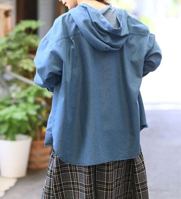 A HAPPY MARILYN（アハッピーマリリン）の「【大きいサイズ】【Ｌ～６Ｌ／選べる２丈】フードデザインシャツ（シャツ）」｜詳細画像