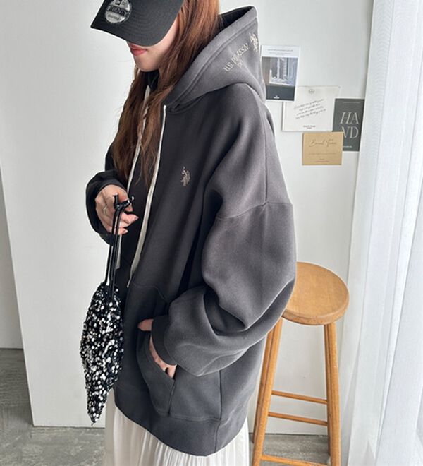 GeeRA（ジーラ）の「【U.S. POLO ASSN.】フード刺繍裏起毛パーカー（パーカー）」｜詳細画像