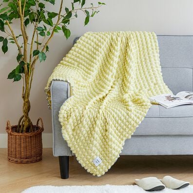 iellio（イエリオ）の「ポップコーンマルチカバー＜ソファーカバー・ブランケット＞（毛布・ブランケット）」