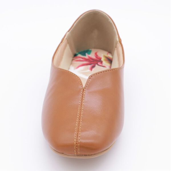 BELLUNA（ベルーナ）の「美ラインカッティングチラリ花柄パンプス（パンプス）」｜詳細画像