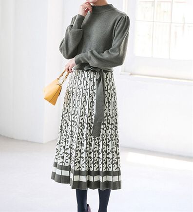 RANAN（ラナン）の「ヒョウ柄ジャカードニットワンピース（ニットワンピース）」