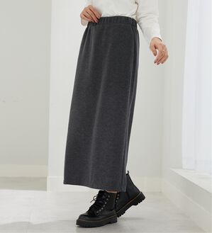 BELLUNA（ベルーナ）の「ふんわり起毛素材ナロースカート（ロングスカート）」｜杢チャコール