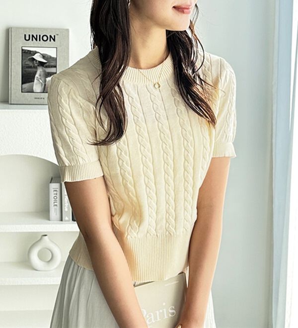 GeeRA（ジーラ）の「ケーブル編みニットトップス（ニット・セーター）」｜詳細画像