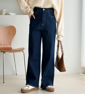 GeeRA（ジーラ）の「ワイドルーズデニムパンツ（ワイドパンツ・ガウチョ）」｜ネイビー