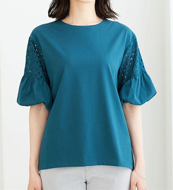 BELLUNA（ベルーナ）の「ボリューム袖レース切替プルオーバー（カットソー）」｜詳細画像