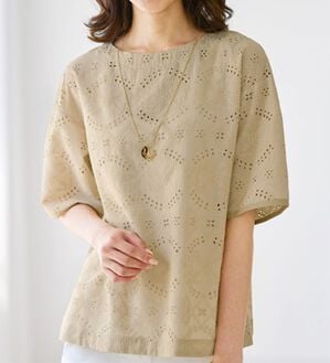 BELLUNA（ベルーナ）の「エンブロイダリーレースブラウス（ブラウス）」｜詳細画像