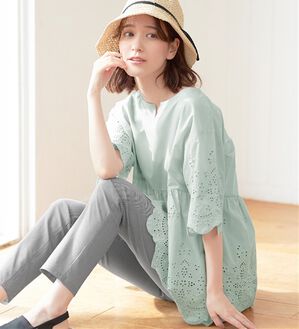 Viola e Viola（ヴィオラ エ ヴィオラ）の「綿レースキーネックチュニック（チュニック）」｜ミント