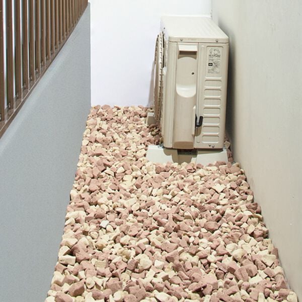 「草よけ・防犯の音ジャリ６０Ｌ（ＤＩＹ・工具）」｜詳細画像