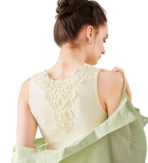 LAVIENNE（ラヴィエンヌ）の「カップ付バックレースタンクトップ（肌着・インナーウェア）」｜詳細画像