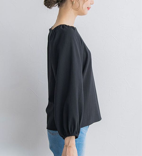 Pierrot（ピエロ）の「スクエアネックボリュームブラウス（ブラウス）」｜詳細画像