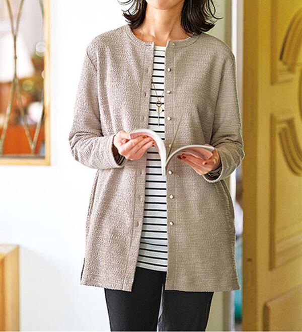 BELLUNA（ベルーナ）の「ツイード調カーデ&times;ボーダーアンサンブル（アンサンブル）」｜グレージュ