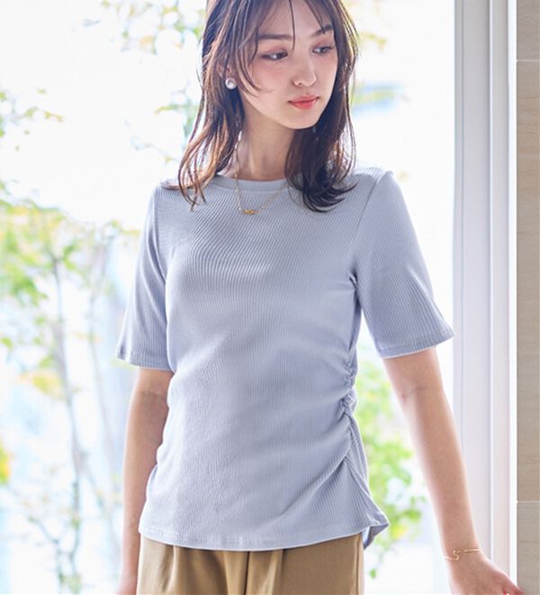 alotta（アロッタ）の「【接触冷感】細見えギャザーデザイン美くびれリブトップス（カットソー）」｜ブルーグレー