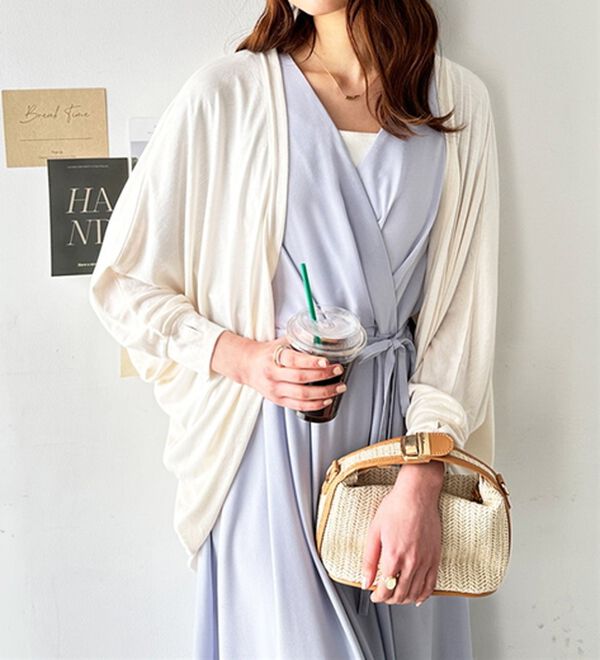 GeeRA（ジーラ）の「接触冷感！ドルマンカットソーカーディガン（ニットカーディガン）」｜オフホワイト