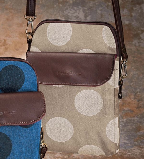 ルフラン（ルフラン）の「＜岡山デニム＞スマホポケット付ショルダー（その他バッグ）」｜ベージュ