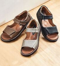 ルフラン（ルフラン）の「足幅が調節できるカジュアルベルトサンダル（サンダル・ミュール）」