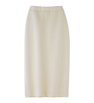 BELLUNA（ベルーナ）の「ポンチ素材きれい見えナロースカート（ロングスカート）」｜アイボリー