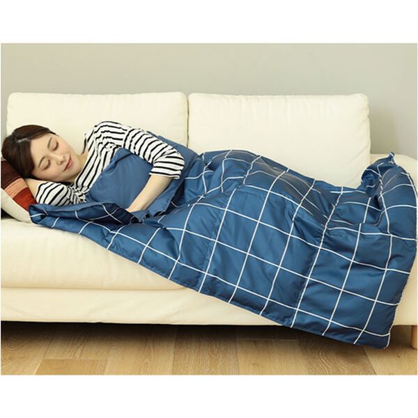 「おしゃれなダウンケット　ｊｕｌｌｙａｄａｍｓ＜羽毛肌掛布団＞（掛布団）」｜詳細画像