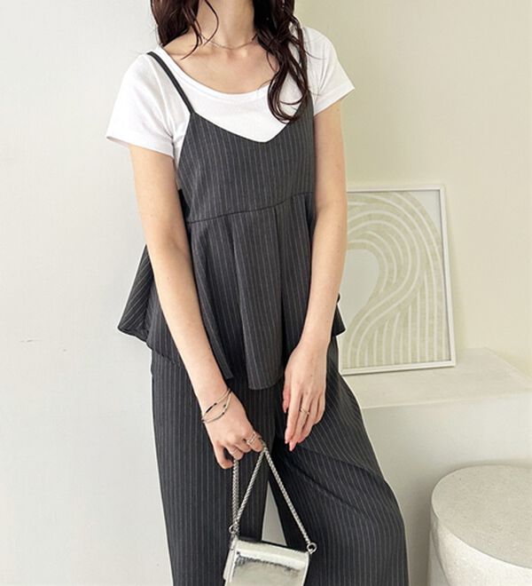 GeeRA（ジーラ）の「セットアップ風プリーツビスチェキャミサロペ（オールインワン）」｜詳細画像