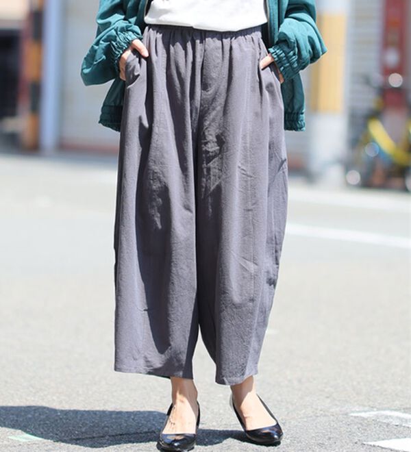 A HAPPY MARILYN（アハッピーマリリン）の「【Ｌ～８Ｌ／選べる丈】綿１００％バレルレッグパンツ（ワイドパンツ・ガウチョ）」｜ブルーグレー